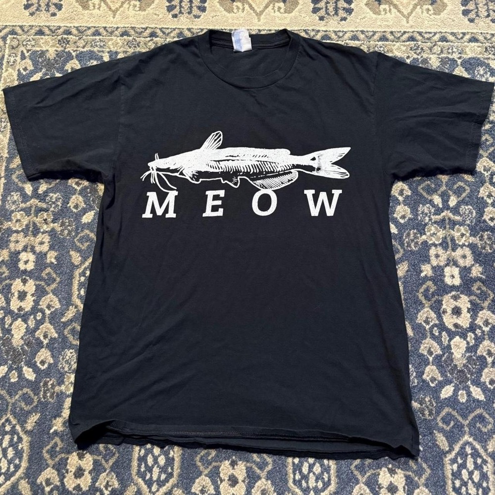 Meow Catfish Funny Meme Graphic T-Shirt Mens M Black Cotton‎ Weirdcore Novelty